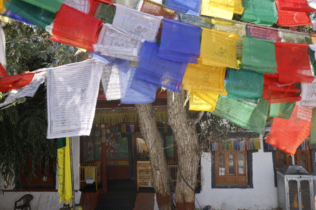 Den första buddhistiska byn på vägen till Ladakh Mulbekh